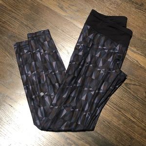 LULULEMON stain glass print leggings